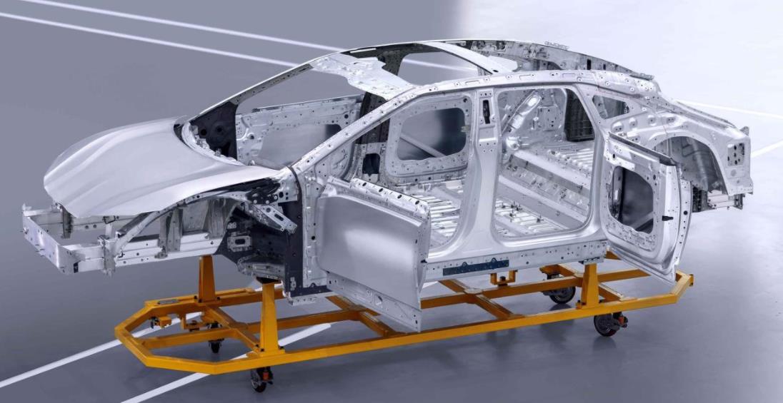 高合汽车第二款车型HiPhi Z首个生产线白车身正式下线